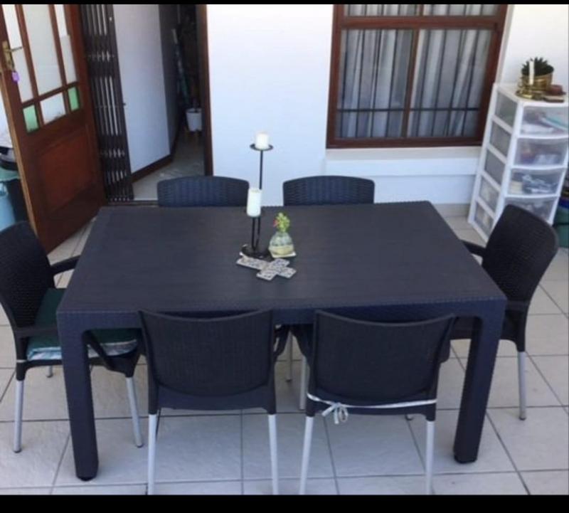 2 Bedroom Property for Sale in Mossel Bay Central Western Cape